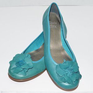 Women 10M Clarks Genuine Leather Ballet Flats Cushion Soft Floral Applique Teal